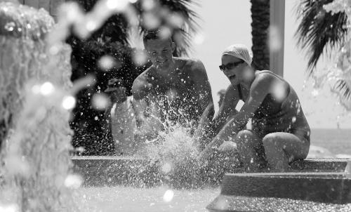 Fotografia de Vicen Llurba - Galeria Fotografica: OLA DE CALOR VERANO 06 SALOU - Foto: CALOR 4