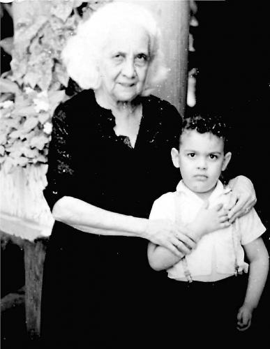 Fotografia de sergio - Galeria Fotografica: Superficies - Foto: Matrona de anta�o