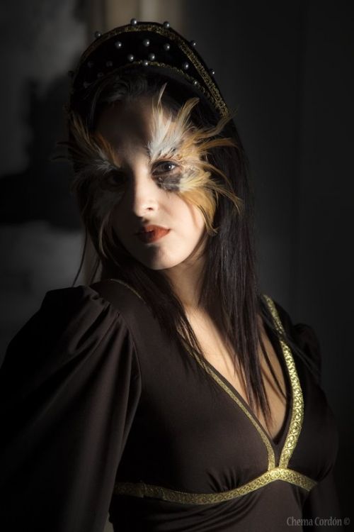 Fotografia de Costurero Real - Galeria Fotografica: Vestuario - Foto: Dama de las plumas