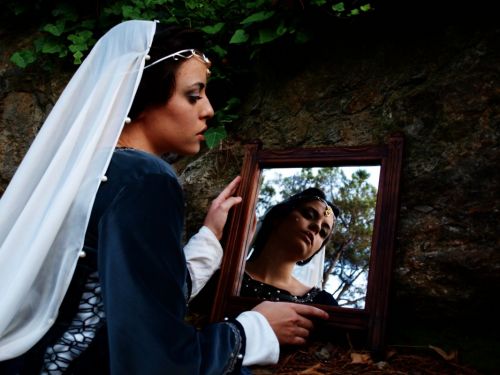 Fotografia de Costurero Real - Galeria Fotografica: Vestuario - Foto: El Espejo de SHalott