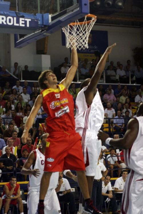 Fotografia de Ral Blangette Avalle - Galeria Fotografica: Espaa vs Cuba - Foto: 