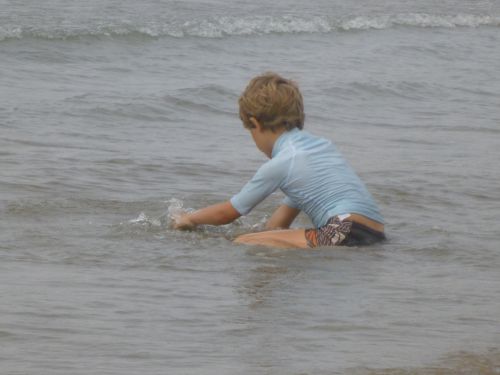 Fotografia de nirvana - Galeria Fotografica: Nios jugando en la playa - Foto: Nios jugando en la playa