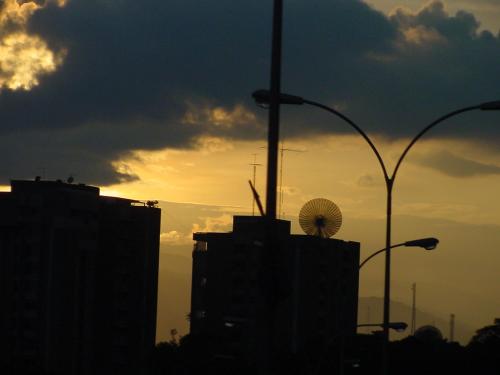 Fotografia de Ruben Dario - Galeria Fotografica: Paisajes - Foto: Tarde de Caracas