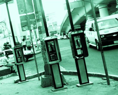 Fotografia de Mike.Castro.Fragmentos de Realidad.Photo - Galeria Fotografica: ::Primera Galeria::  - Foto: Phone