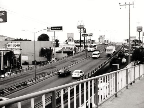 Fotografia de Mike.Castro.Fragmentos de Realidad.Photo - Galeria Fotografica: ::Primera Galeria::  - Foto: Urbanidad
