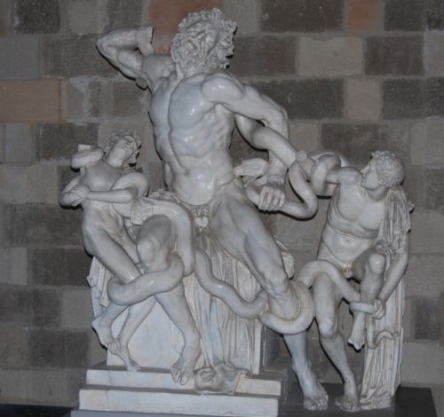 Fotografia de th3f1nd3r - Galeria Fotografica: Paisajes  - Foto: Escultura