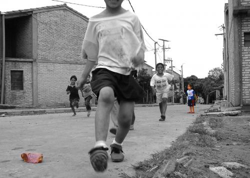 Fotografia de Vanessa Tio-Groset - Galeria Fotografica: percepciones en colores - Foto: piedras en el camino