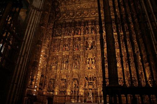 Fotografia de Alvaro Martin - Galeria Fotografica: Sevilla 2 - Foto: El altar mayor