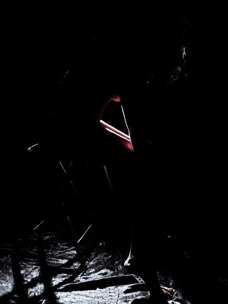 Fotografia de EikonHabana - Galeria Fotografica: Una Sola Luz - Foto: Sentada