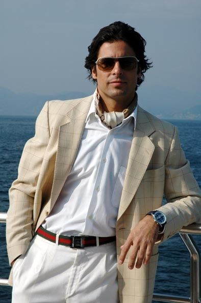 Fotografia de SANDRA GARCIA - Galeria Fotografica: ARTE - Foto: Campaa Paul Versan