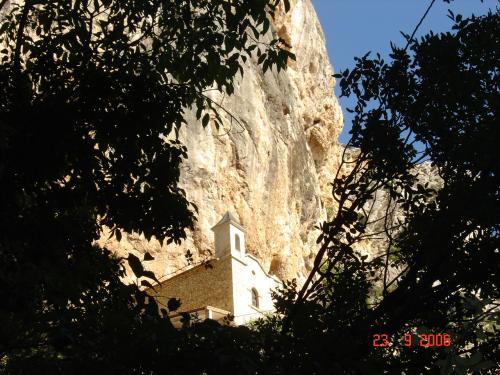 Fotografia de rafasclub - Galeria Fotografica: Bellos paisajes - Foto: Ermita Virgen del Agua (Castellote)