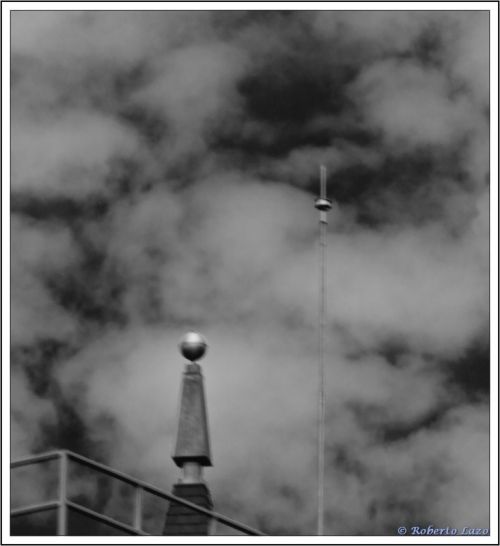 Fotografia de Roberto Lazo - Galeria Fotografica: Encuentros compartidos - Foto: Bola y punto