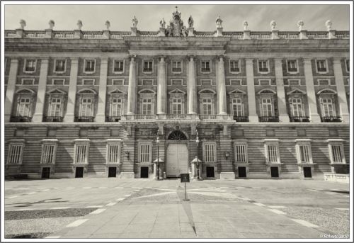 Fotografia de Roberto Lazo - Galeria Fotografica: Encuentros compartidos - Foto: Puerta Pricipal