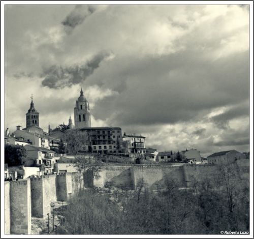 Fotografia de Roberto Lazo - Galeria Fotografica: Encuentros compartidos - Foto: Paisaje de Segovia