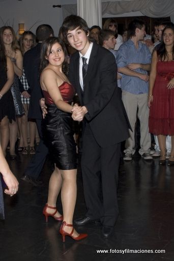 Fotografia de www.fotosyfilmaciones.com - Galeria Fotografica: Cumpleaos de 15 de Julia y Santiago - Foto: 