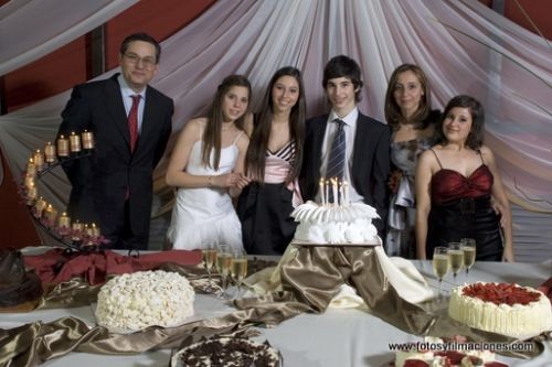 Fotografia de www.fotosyfilmaciones.com - Galeria Fotografica: Cumpleaos de 15 de Julia y Santiago - Foto: 