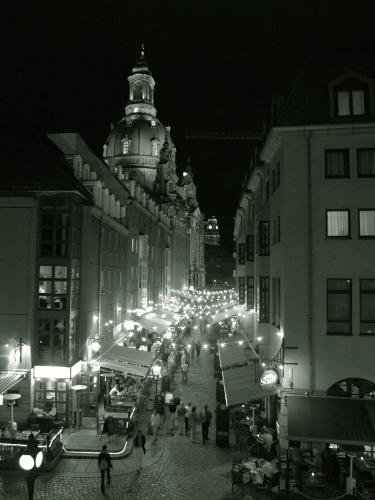 Fotografia de Raquel - Galeria Fotografica: Viajar es un placer - Foto: Mercadillo de Dresden