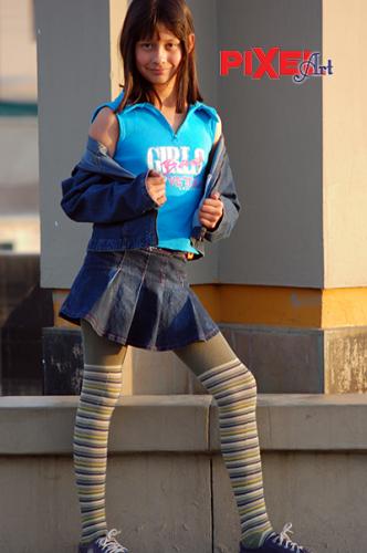 Fotografia de Pixel Art - Galeria Fotografica: Fotomodelaje - Foto: Nia modelo