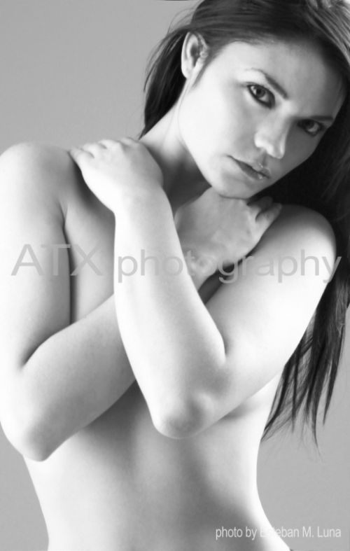 Fotografia de ATXphotography - Galeria Fotografica: MODELO EN ESTUDIO - Foto: Alejandra Mendez / Esteban M. Luna