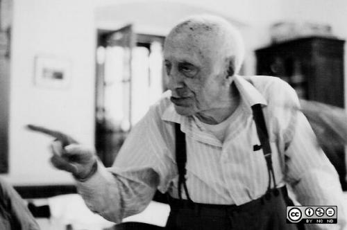 Fotografia de Nria Claveria - Galeria Fotografica: Faces - Copyright Nuria Claveria 2008 - Foto: Accusing