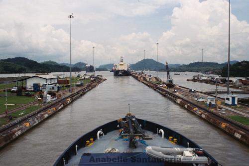 Fotografia de Annie - Galeria Fotografica: Travesia por el Canal de Panam - Foto: Travesia I