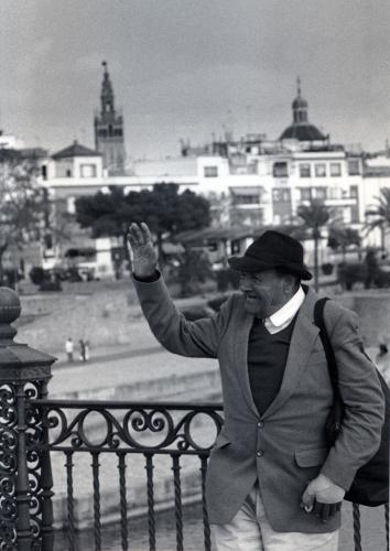 Fotografia de cc-herg - Galeria Fotografica: Triada en Grises Escalados - Foto: Americana de 2 botones