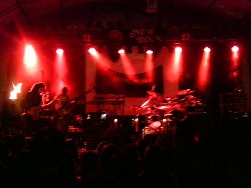 Fotografia de Sin Nombre - Galeria Fotografica: Conciertos - Musica - Foto: Ferias 2005 - Cuenca - la dama oscura