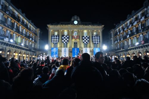 Fotografia de robertfoto - Galeria Fotografica: Tamborrada donostiarra 2011 - Foto: 