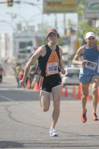 Fotografia de elcuartoscuro - Galeria Fotografica: Gente - Foto: LLegando