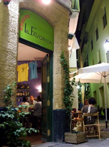 Fotografia de Santaolalla - Galeria Fotografica: casas y cosas - Foto: La Favorita