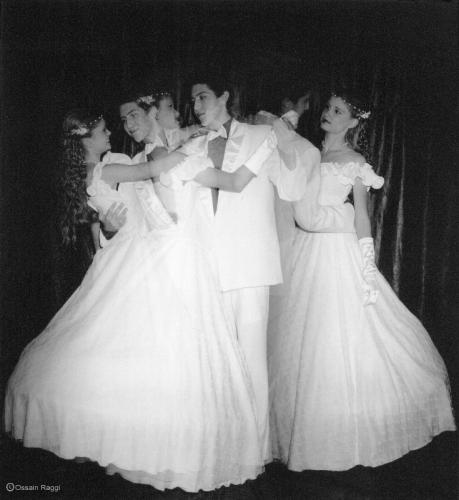 Fotografia de Ossain Raggi - Galeria Fotografica: �Rosas? - Foto: Walz(de la serie: Cronofotograf�a.)