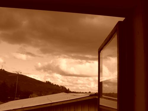 Fotografia de favu - Galeria Fotografica: en 2 colores y algo ms.... - Foto: desde mi ventana...