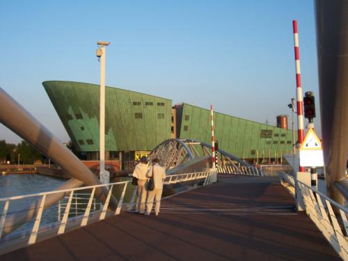 Fotografia de ALFONSO ZAVALA - Galeria Fotografica: ARQUITECTURA  EXTERIORES - Foto: PIANO