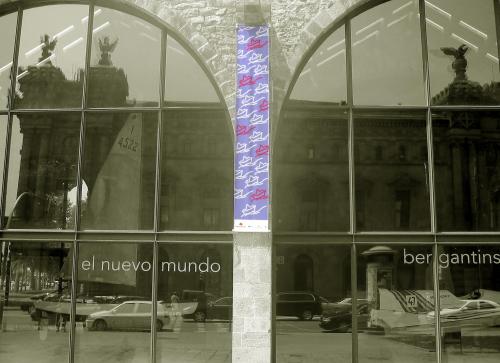 Fotografia de Antonio Marset - Galeria Fotografica: FotoGrafismos uno - Foto: Bergantin (Barcelona) 2005