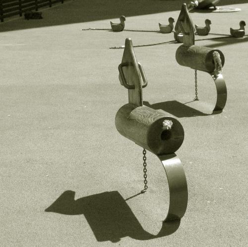 Fotografia de Antonio Marset - Galeria Fotografica: FotoGrafismos dos - Foto: Caballitos (Barcelona) 2005