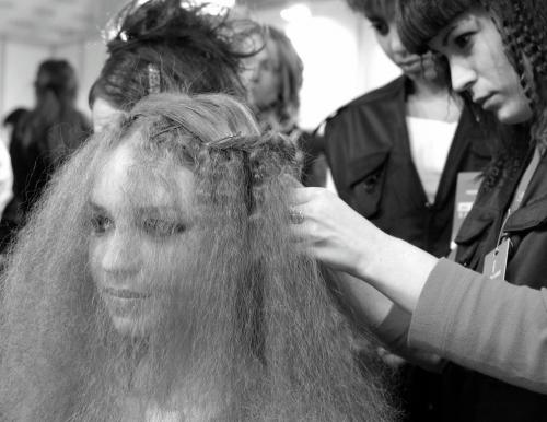 Fotografia de Pere Hierro-Estudis&Fashion - Galeria Fotografica: Fashion-week-Gaudi - Foto: Hair-dresser