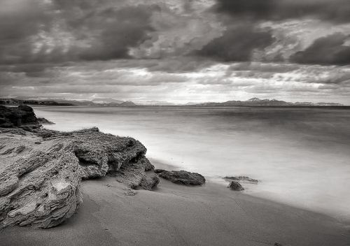 Fotografia de Christian Frolich Photography - Galeria Fotografica: Paisajes Blanco y Negro - Foto: Son Serra Marina - Contemplating -