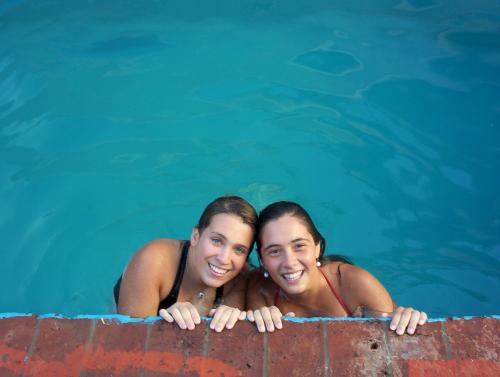 Fotografia de Cristina - Galeria Fotografica: ..* - Foto: en el borde de la pileta