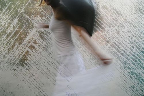 Fotografia de Vanessa Tio-Groset - Galeria Fotografica: Festa ao ritmo da chuva - Foto: Serie I - Foto 3