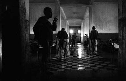 Fotografia de Nueva Dimension - Galeria Fotografica: Hospital Siquiatrico Etchepare - Foto: Pabellon Hombres