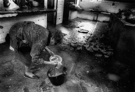 Fotografia de Nueva Dimension - Galeria Fotografica: Hospital Siquiatrico Etchepare - Foto: Cocina 