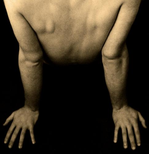 Fotografia de GIANNI - Galeria Fotografica: de la serie ``LAS PARTES DEL TODO�� - Foto: S/T