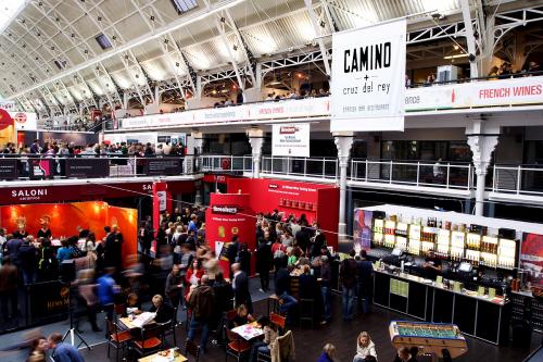 Fotografia de MF image - Galeria Fotografica: Wine Show London - 2007 - Foto: Wine Show London - 2007
