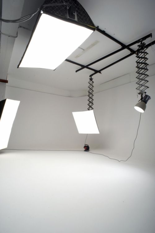 Fotografia de El estudio /// 26 toneladas - Galeria Fotografica: Estudio 1+2 - Foto: Ciclorama de obra