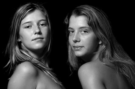 Fotografia de a. xose cardoso - Galeria Fotografica: Estudio - Foto: Aida & Raquel