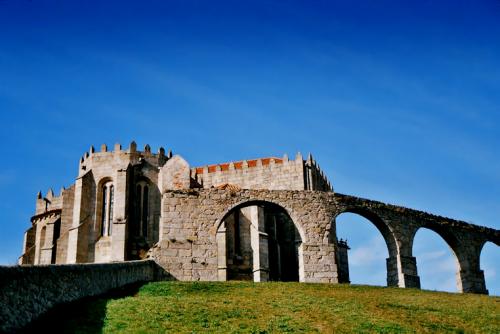 Fotografia de Godinhos - Galeria Fotografica: Vila do Conde - Foto: Mosteiro II