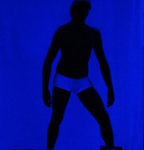Fotografia de soma - Galeria Fotografica: de todo un poco - Foto: silueta en ultravioleta