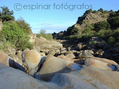 Fotografia de Espinar Fot�grafos - Galeria Fotografica: Algo de ni trabajo - Foto: 
