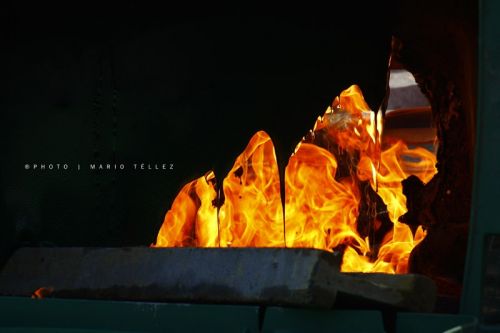 Fotografia de stilleto - Galeria Fotografica: Marchas y violencia en Chile - Foto: 