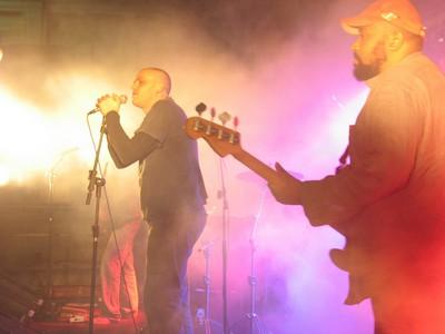 Fotografia de jorg3e - Galeria Fotografica: Rock sobre un omnibus - Foto: Vinilo